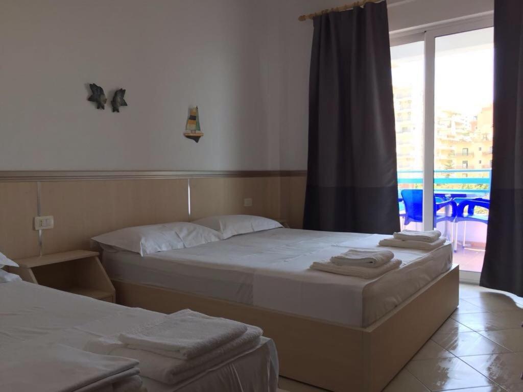 Apart-Hotel Alvi Saranda Kültér fotó