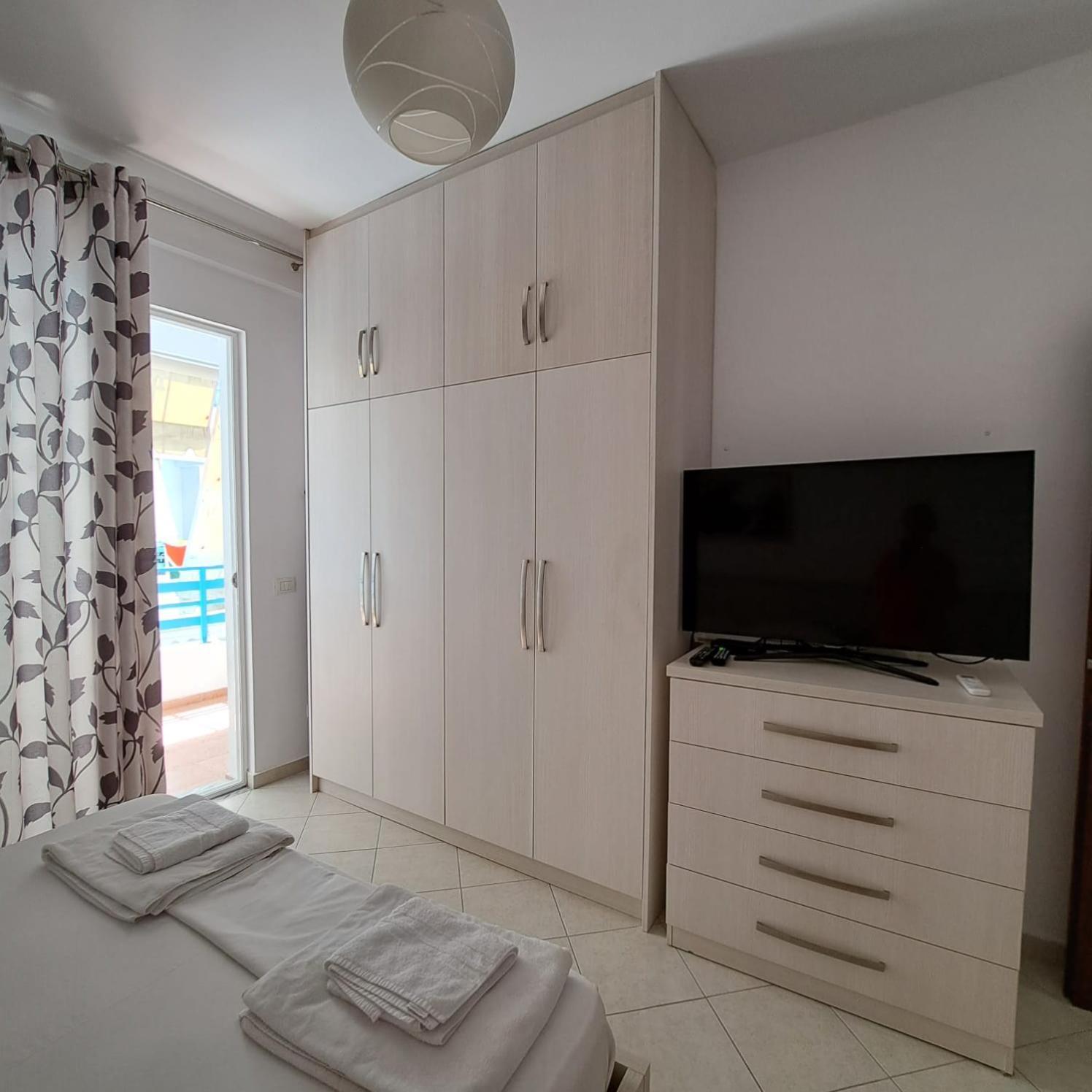 Apart-Hotel Alvi Saranda Kültér fotó